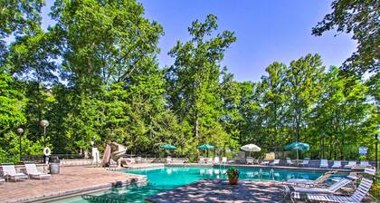 Family-friendly Gatlinburg Home w/ Hot Tub!