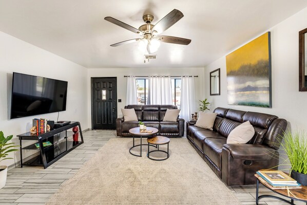 House (2 Bedrooms) | Interior