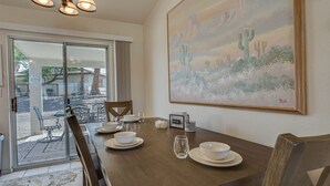 Nhà (3 Bedrooms) | Nội thất