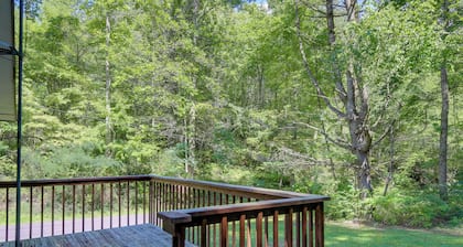 Charming Gatlinburg Home: Pets & Families Welcome!