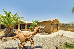 Interior - Outdoor Oasis: Home w/ Hot Tub in Lake Havasu City (Lake Havasu City)