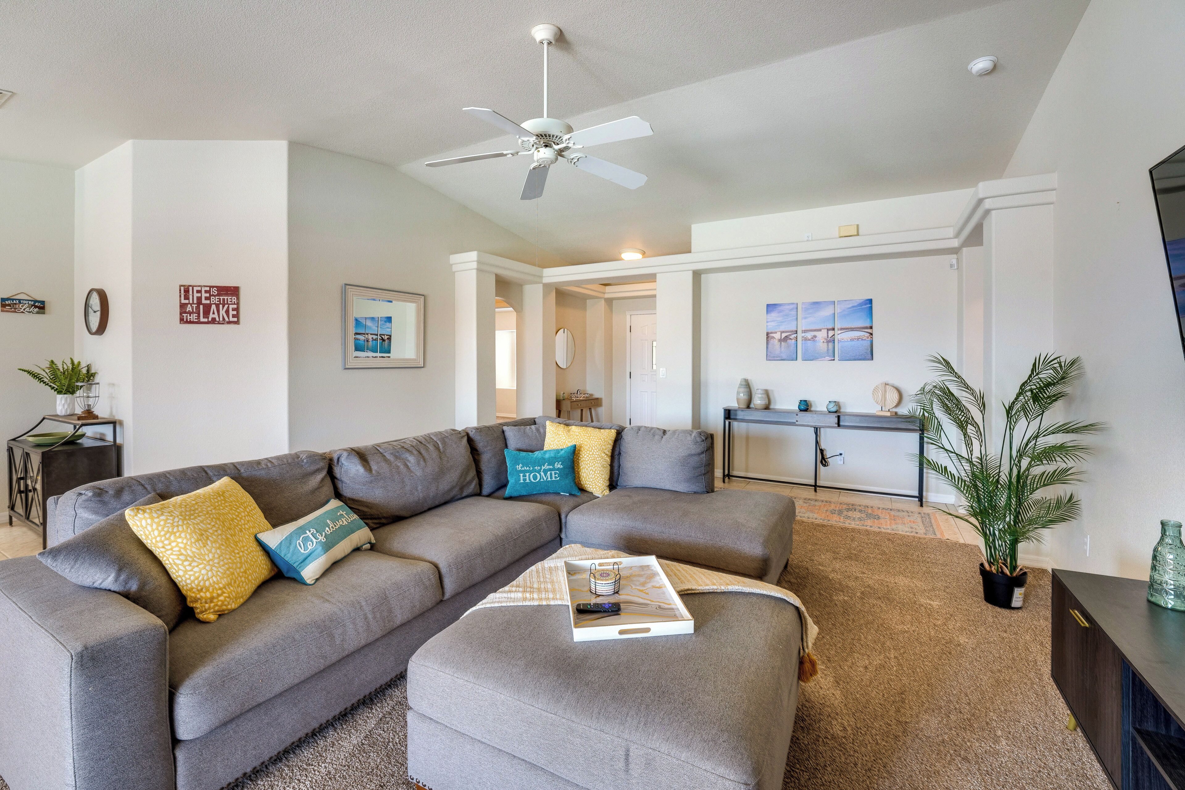 House (3 Bedrooms) | Interior