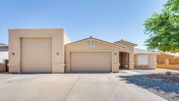 Nhà (3 Bedrooms) | Nội thất