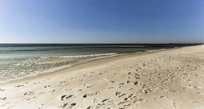 PCB Townhome w/ Resort Amenities - Walk to Ocean!