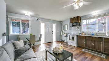 Apartment (1 Bedroom) | Interior