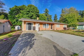 Apartment (1 Bedroom) | Interior - Washington Vacation Rental Near Seattle & Tacoma (Des Moines)