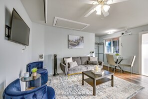 Apartment (1 Bedroom) | Interior - Washington Vacation Rental Near Seattle & Tacoma (Des Moines)