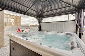 House (3 Bedrooms) | Interior - Hot Tub & Foosball Table: Lake Havasu City Home (Lake Havasu City)