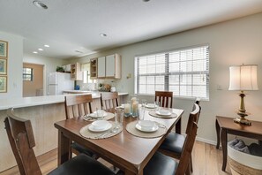Apartment (2 Bedrooms) | Interior - Branson Condo Near 76 Strip & Silver Dollar City (Branson)