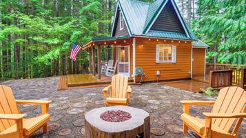 House (1 Bedroom) | Interior