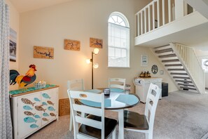 Dining - Branson Vacation Rental w/ Loft ~ 4 Mi to Downtown (Branson)