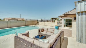 Interior - Furnished Patio + Pool: Lake Havasu City Getaway! (Lake Havasu City)