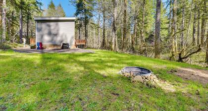 Hoodsport Vacation Rental w/ Private Lake Access!