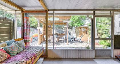 Breezy PCB Vacation Rental w/ Lanai, Walk to Ocean