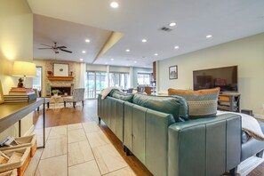 House (4 Bedrooms) | Living area | TV, fireplace