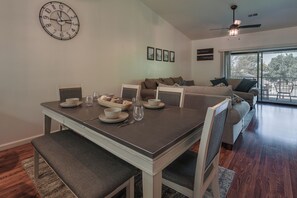 아파트 (2 Bedrooms) | 내부