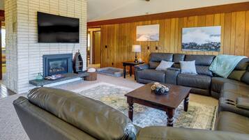 Casa (3 Bedrooms) | Vista frontal de la propiedad