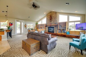 Apartment (1 Bedroom) | Interior