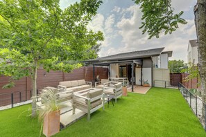 Apartment (4 Bedrooms) | Interior - Modern Austin Vacation Rental w/ Covered Patio (Austin)