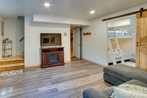 Casa (2 Bedrooms) | Interior
