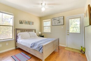 아파트 (2 Bedrooms) | 2 개의 침실, 다리미/다리미판, 침대 시트