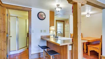 บ้านพัก (2 Bedrooms) | ภายใน