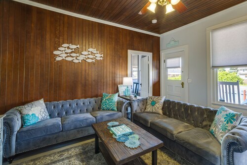 Washington Home - Hot Tub, Fire Pit & Near Beaches