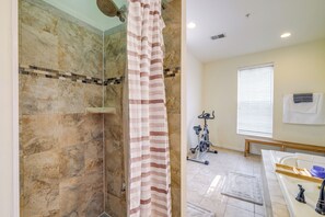 Apartment (3 Bedrooms) | Interior - 5 Mi to US Capitol: Washington DC Townhome (Washington)