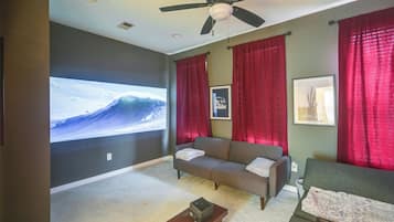 Apartemen (3 Bedrooms) | Bagian depan properti