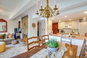 Apartment (2 Bedrooms) | Interior - Vail Top-floor Condo w/ Deck & Mountain Views! (Vail)