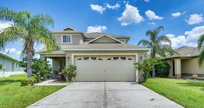 2 Mi to Epperson Lagoon: Home w/ Private Yard