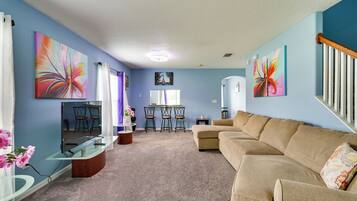 House (5 Bedrooms) | Interior