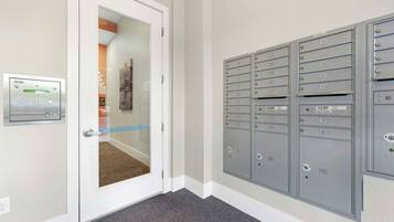 Apartment (1 Bedroom) | Interior