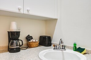 Apartment (0 Bedroom) | Interior