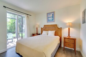 Apartment (0 Bedroom) | Interior - Naples Oasis With Screened Porch and Tennis Court! (Naples)