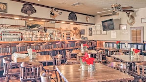 Bar (on property) - Naples Vacation Rental w/ Grill, Resort Pool! (Naples)