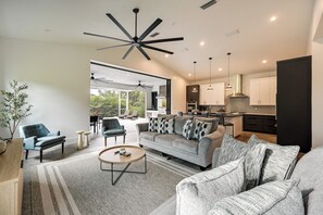 Casa (3 Bedrooms) | Interior