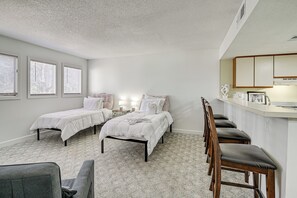 Apartment (1 Bedroom) | Interior
