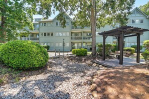 Apartment (1 Bedroom) | Interior - On-site Ocean Access: Myrtle Beach Resort Condo! (Myrtle Beach)