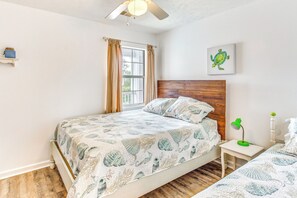 Apartment (2 Bedrooms) | Interior - Myrtle Beach Waterfront Condo: 5 Mi to Boardwalk! (Myrtle Beach)