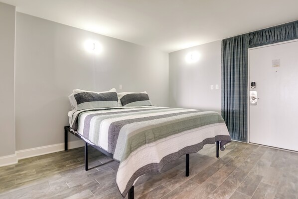 Apartment (1 Bedroom) | Interior