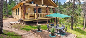 Private Hot Tub & Pond: Conifer Log Cabin