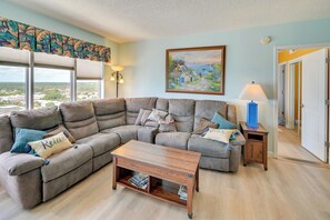 Apartment (2 Bedrooms) | Interior - Pool Access: Oceanfront Myrtle Beach Getaway! (Myrtle Beach)