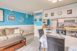 Apartment (1 Bedroom) | Interior