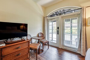 Apartment (0 Bedroom) | Interior