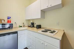 Apartment (0 Bedroom) | Interior - Naples Resort Retreat w/ Heated Pool Access! (Naples)