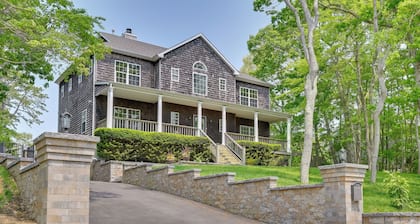 Pet-friendly Southampton Paradise With Pool!