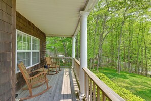 House (5 Bedrooms) | Interior