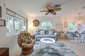 Apartment (2 Bedrooms) | Interior - Sunny Florida Escape w/ Patio, Grill & Fire Pit! (Naples)
