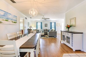 House (2 Bedrooms) | Interior